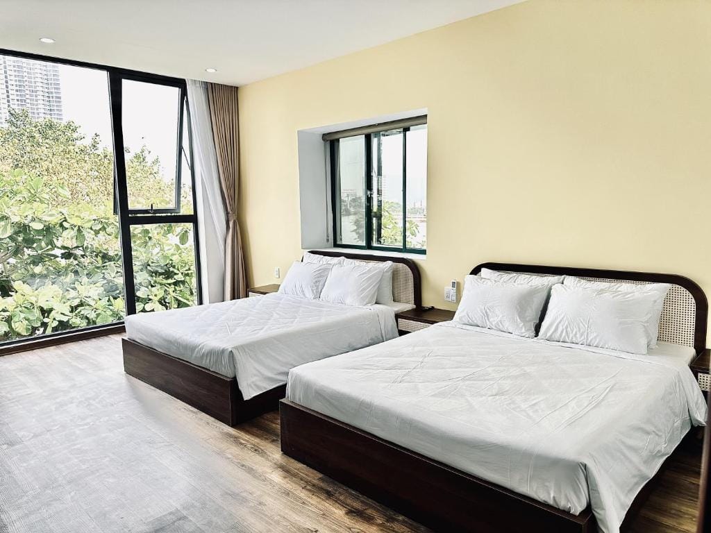 Han Riverine Hotel n' Cafeteria