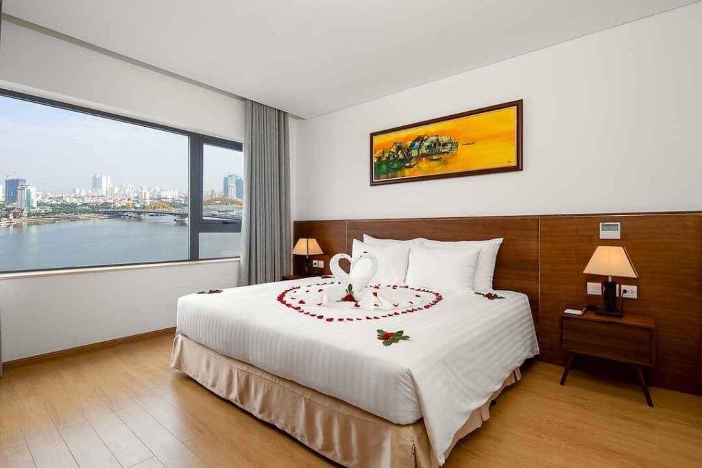 Khách Sạn Gần Novotel tại Đà Nẵng