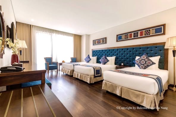 Khách sạn gần biển view nhìn ra biển đà nẵng