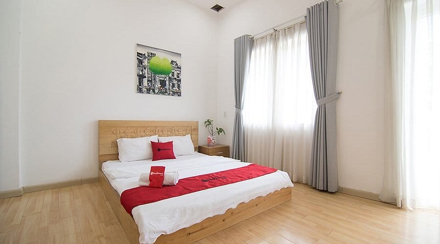 RedDoorz near Cau Song Han 2 