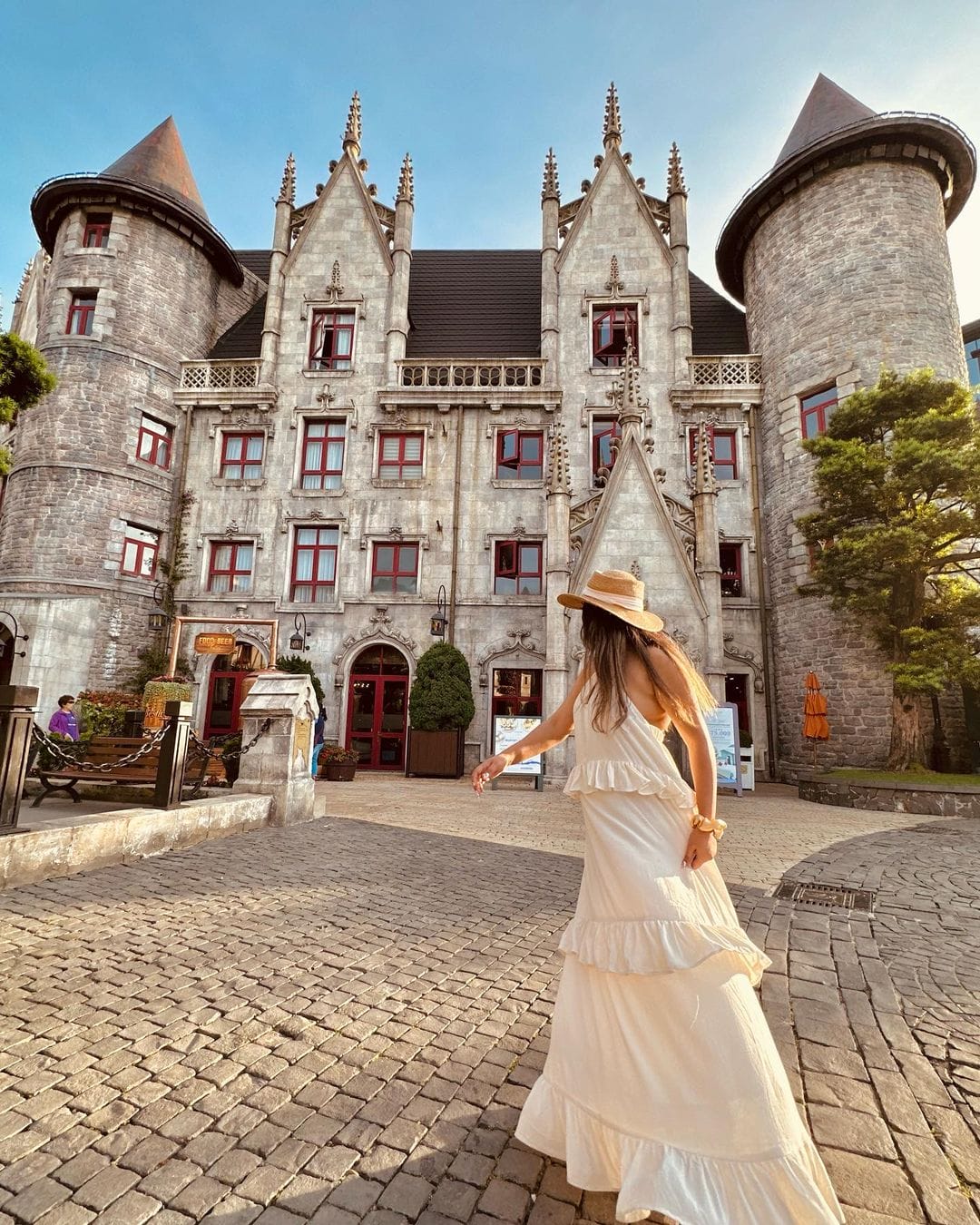 di-ba-na-hill-mac-gi