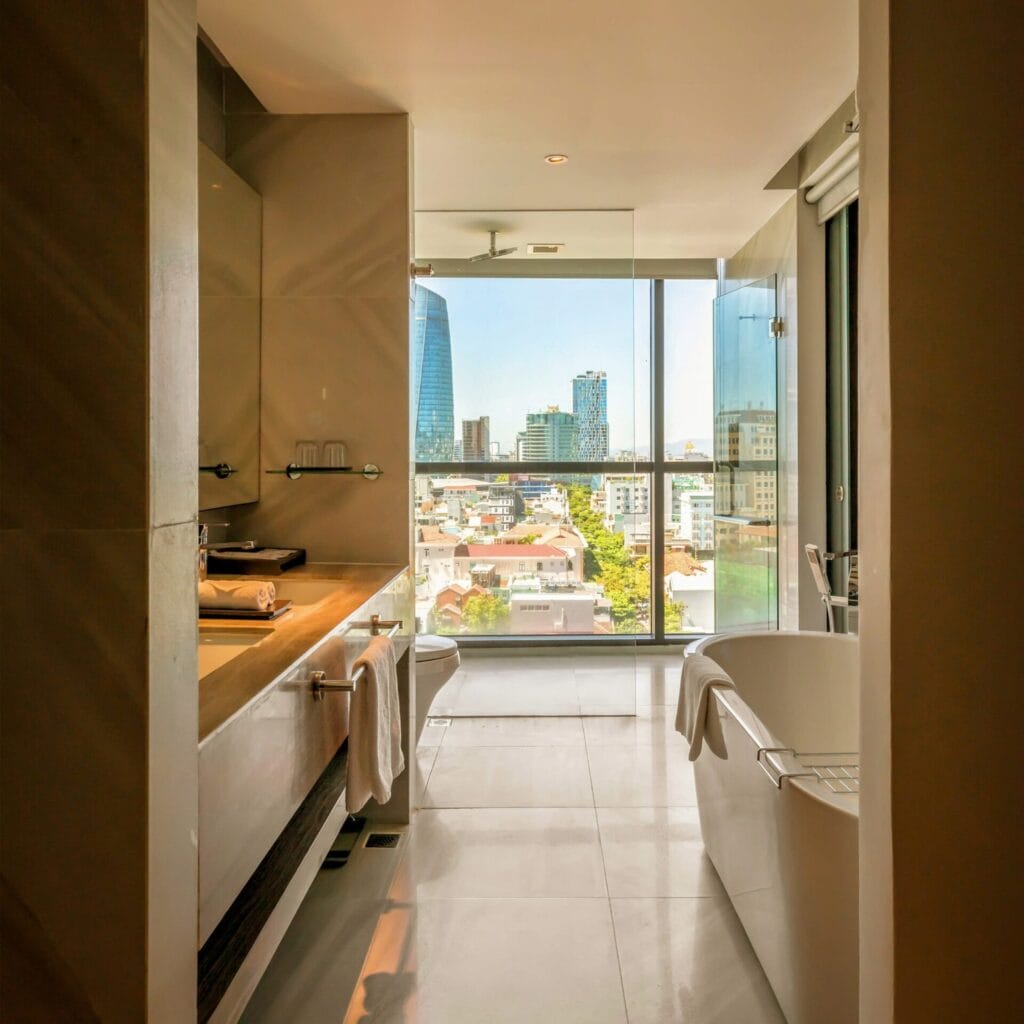 khách sạn gần cảng sông Hàn Đà Nẵng