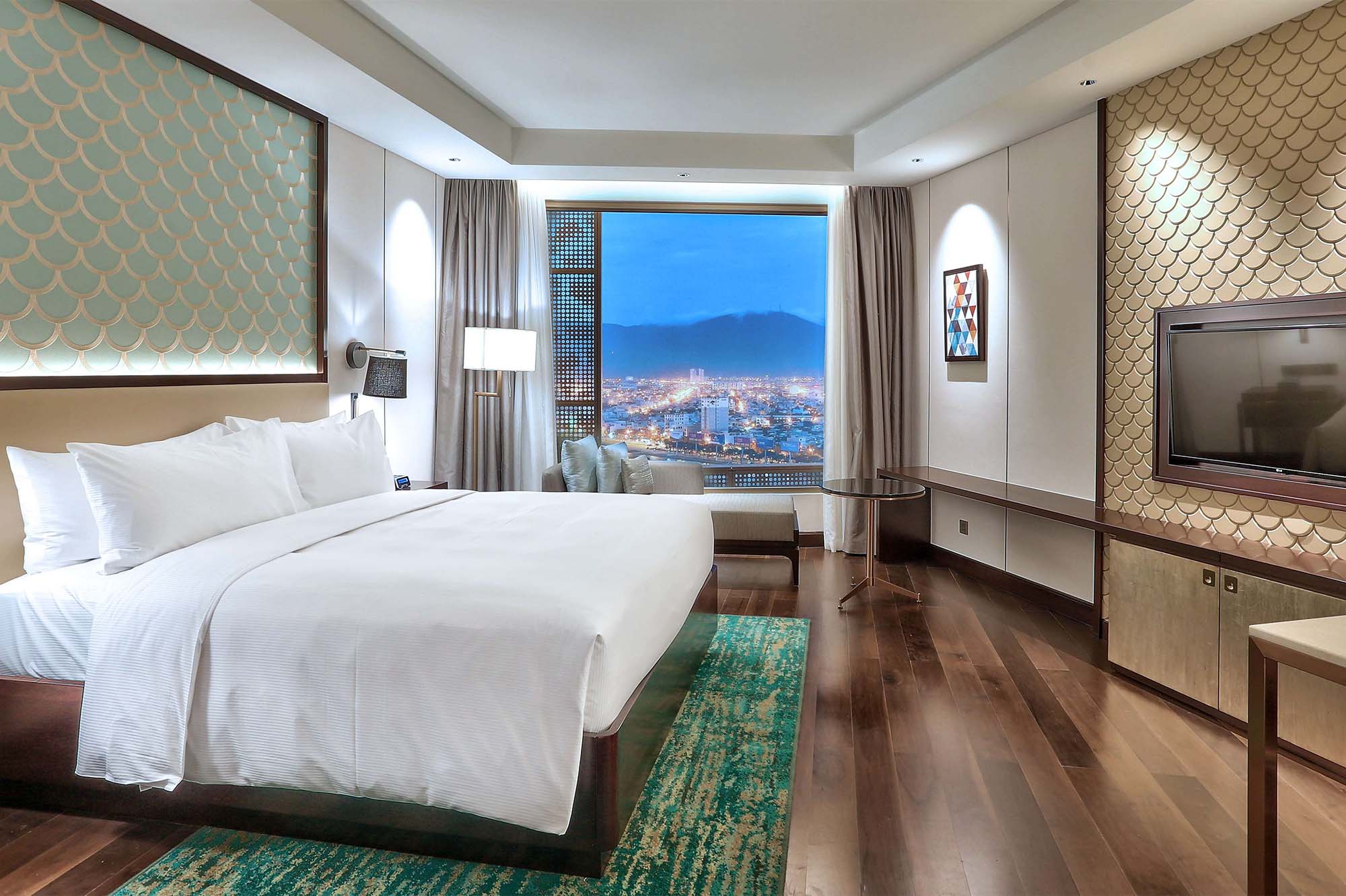 Khách Sạn Hilton Đà Nẵng