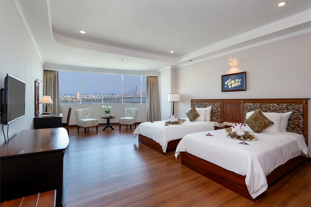 khách sạn gần sân bay Đà Nẵng