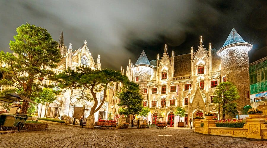 Mercure Danang French Village