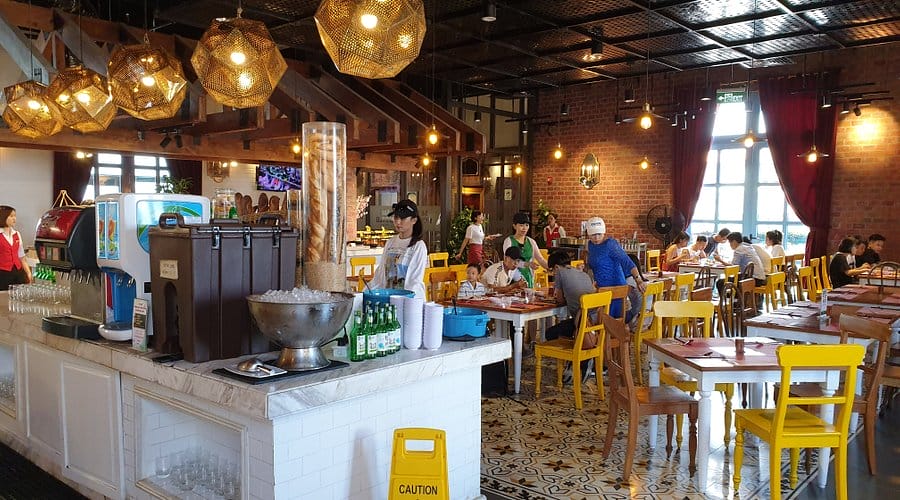 Đi Bà Nà Hills ăn gì