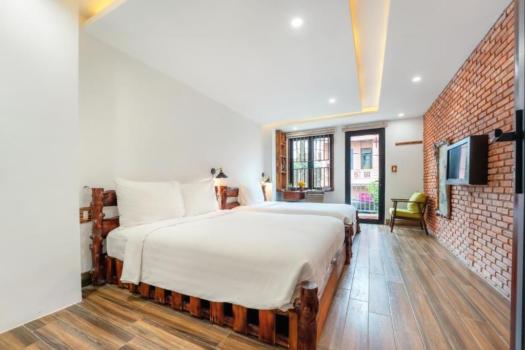 Khách sạn view phố cổ Hội An nằm ngay trong lòng phố cổ