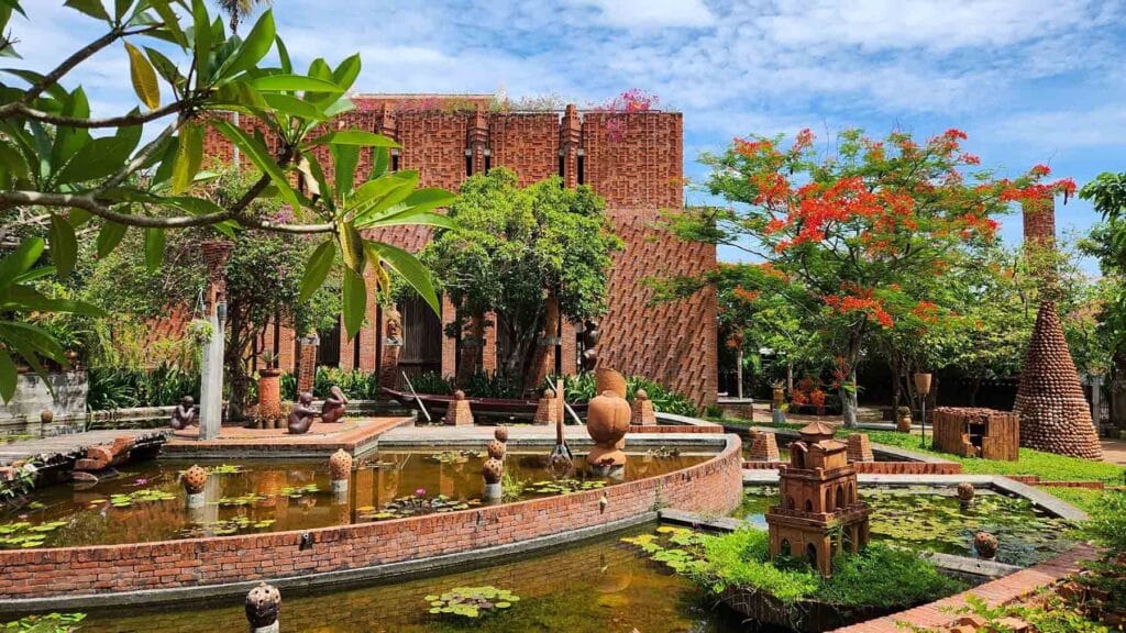 Giới thiệu đôi nét về làng gốm Thanh Hà