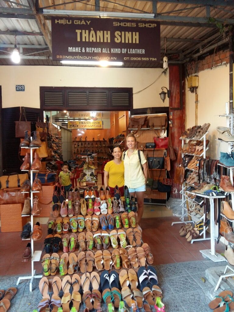 Mua gì ở Hội An