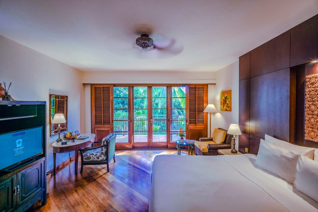 Top Khách Sạn Gần Pullman Đà Nẵng Đáng Ở Nhất Cho Kỳ Nghỉ Dưỡng Gần Biển