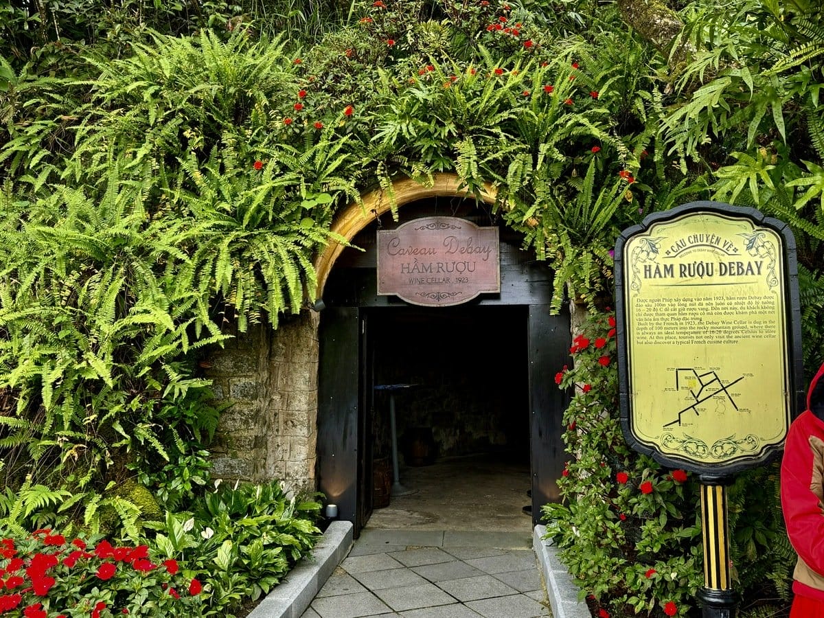 Hầm rượu debay bà nà hills