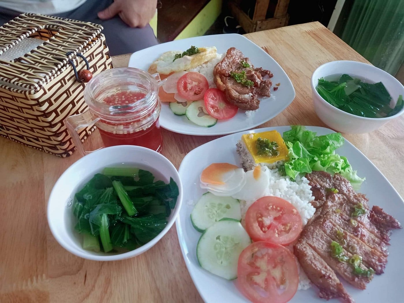 Quán cơm tấm Đà Nẵng Ba Lam ngay trung tâm thành phố