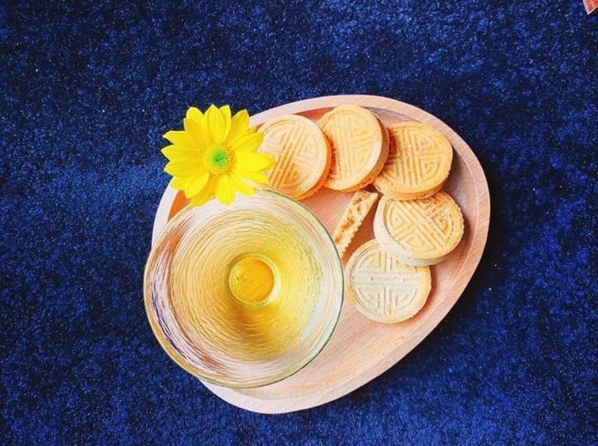 Bánh đậu xanh nướng than