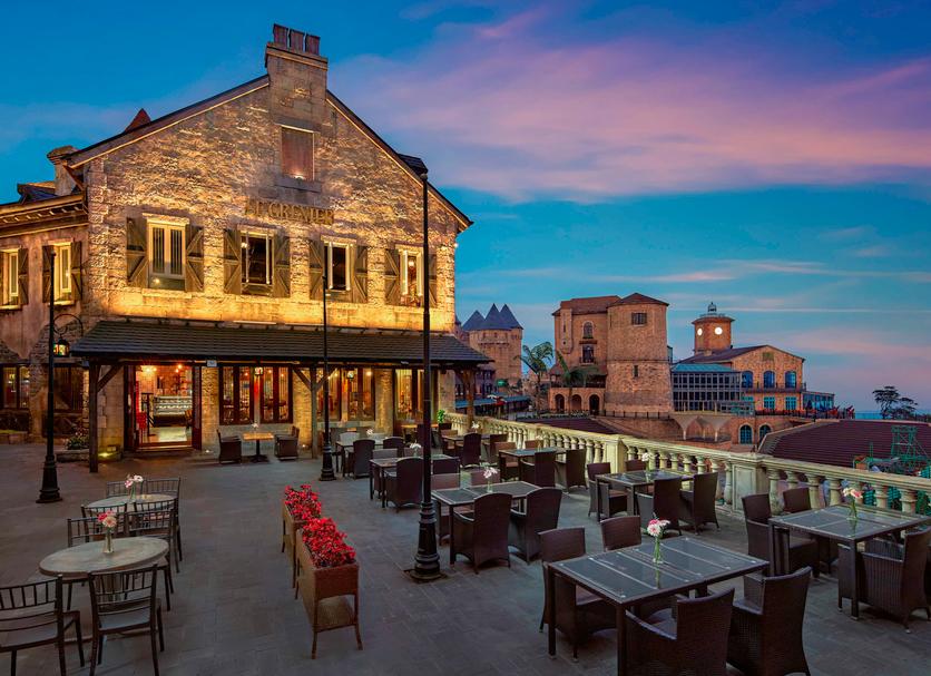 Mercure Bà Nà Hills French Village