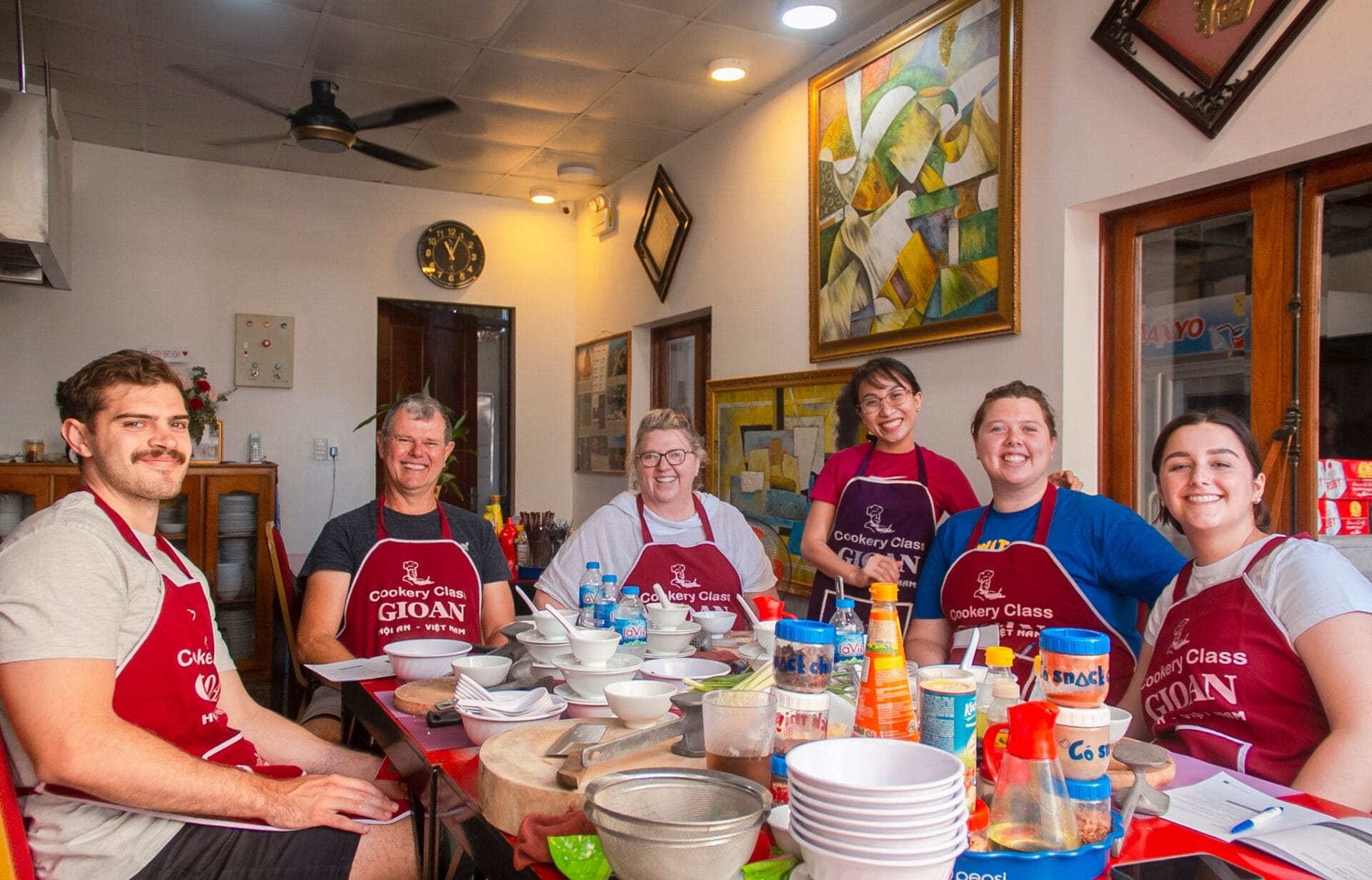 lớp học nấu ăn địa phương