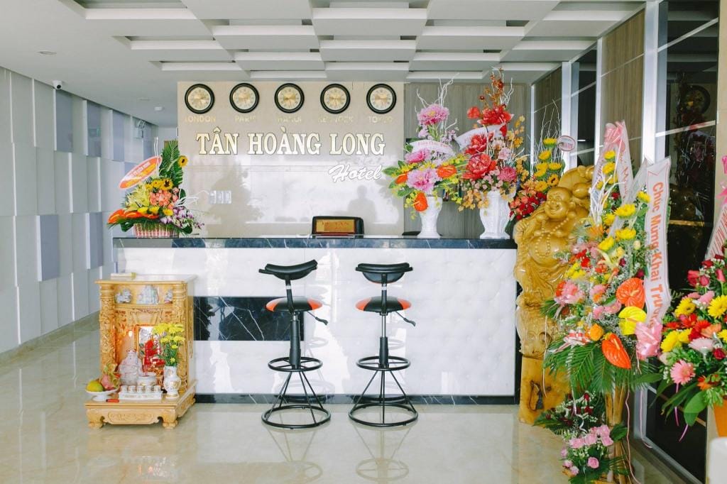 Tan Hoang Long Hotel