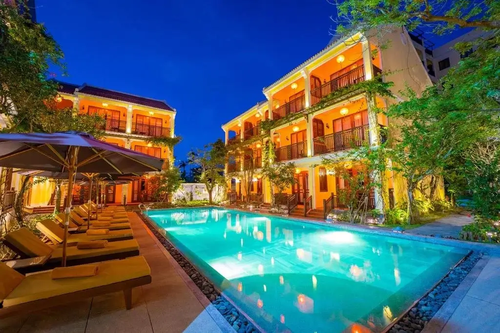 VILLA CHO NHÓM ĐÔNG NGƯỜI Ở HỘI AN