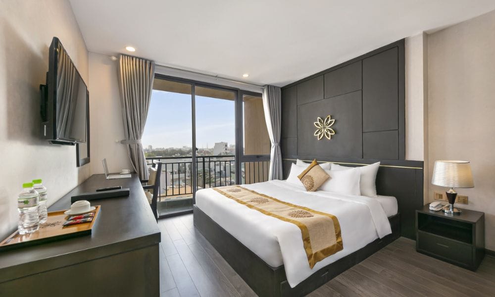 khách sạn gần hòa xuân đà nẵng