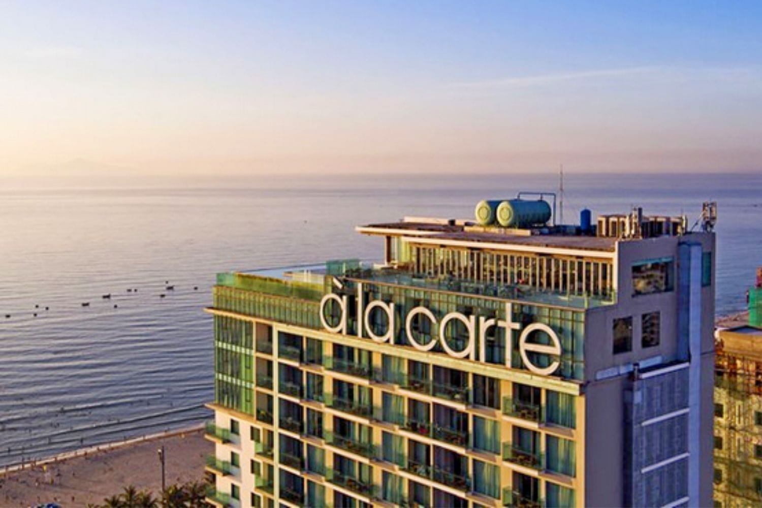 khách sạn gần bờ biển Đà Nẵng